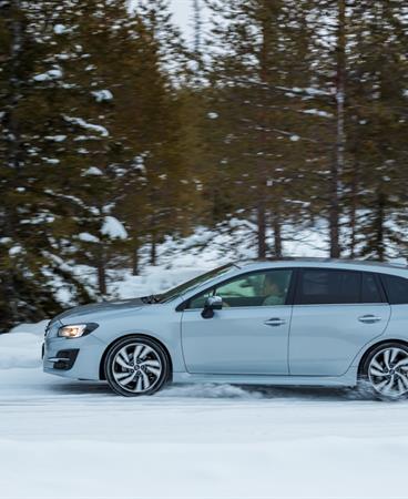 SUBARU-LEVORG-lr-38